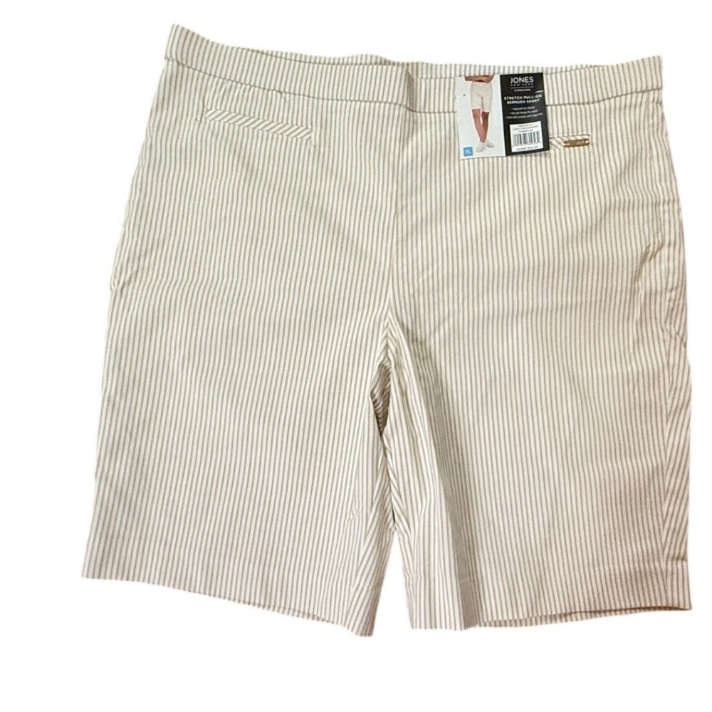 Jones New York Signature Bermuda Shorts Womens XL Striped Pull On Light‎ Coffee